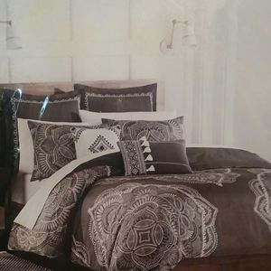 Shalini Gray & White Print Twin Duvet Cover Set